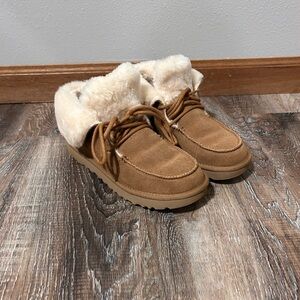 Ugg Moccasin boots